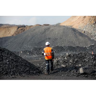 Задолженность угольной отрасли по кредитам и займам (с учетом краткосрочных) в 2025 году может вырасти на четверть к предыдущему году, с 1,191 трлн до 1,5 трлн руб - РБК