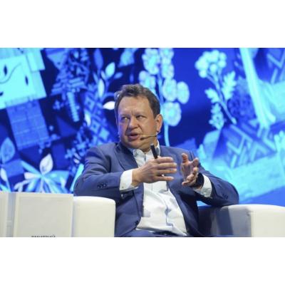 ДИСКУССИЯ О ДИВИДЕНДАХ ВТБ "НА ФИНИШНОЙ ПРЯМОЙ", БАНК НАПРАВИЛ ИТОГОВОЕ ПРЕДЛОЖЕНИЕ В БАНК РОССИИ, СООБЩИЛ ЖУРНАЛИСТАМ ПЕРВЫЙ ЗАМПРЕД ПРАВЛЕНИЯ КРЕДИТНОЙ ОРГАНИЗАЦИИ ДМИТРИЙ ПЬЯНОВ В КУЛУАРАХ ФОРУМА DATA FUSION.